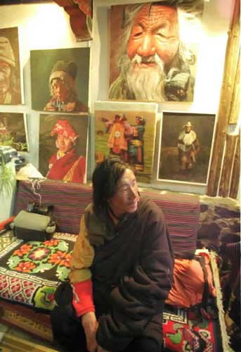 Art Gallery Bar in lhasa-Dpyid Kyi Pho Nia. By Jogod